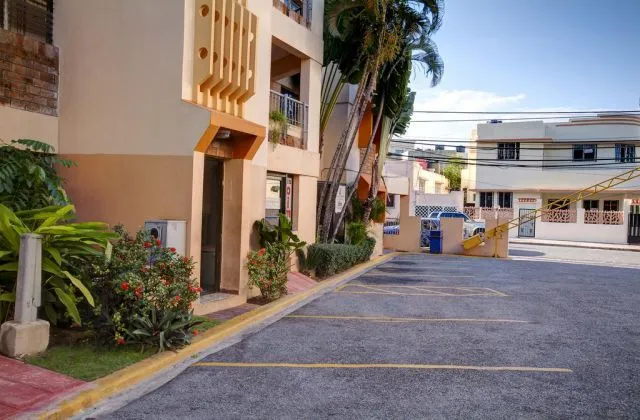 Aparthotel Plaza Colonial Santo Domingo parking